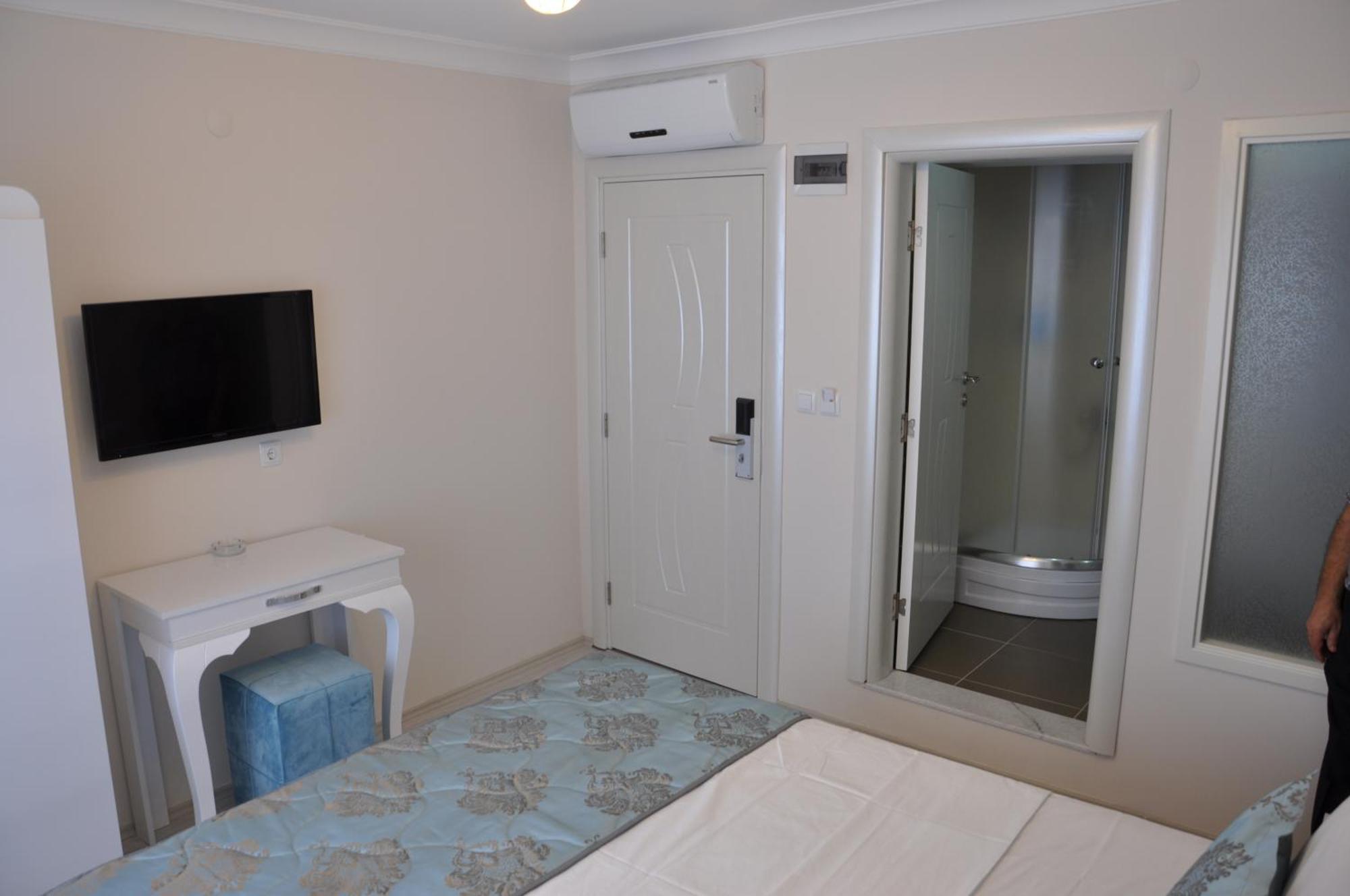 Hotel Iscen Mustafakemalpaşa الغرفة الصورة